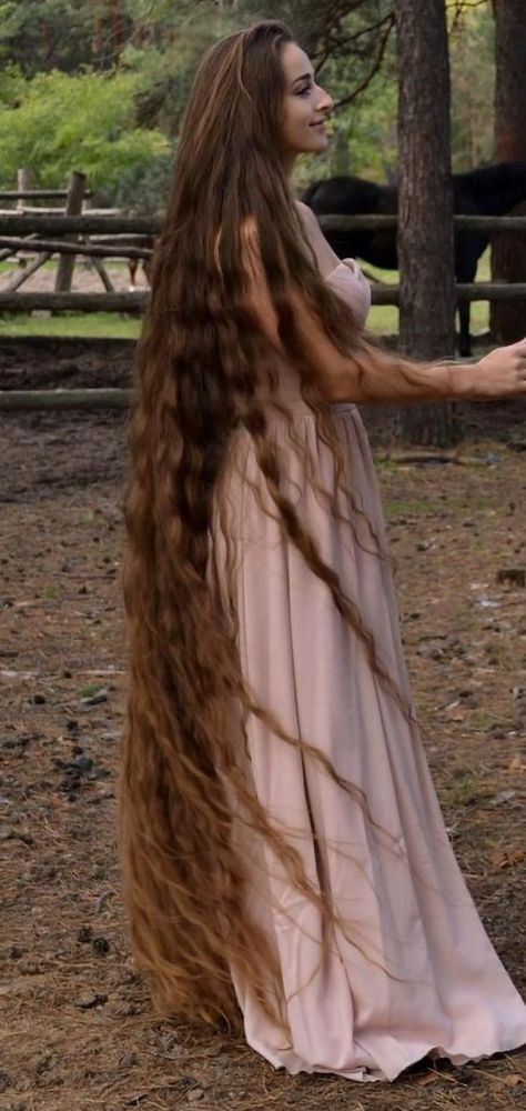 Women With Long Hair, Big Long Hair, Long Flowing Hair, Super Long Hairstyles, Long Brown Hair Aesthetic, Very Long Hair Aesthetic, Super Long Brown Hair, Really Long Hair Aesthetic, Rapunzel Hair Aesthetic