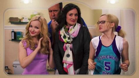 Ok so this is my show liv and maddie Liv And Maddie Characters, Joey Bragg, Liv Rooney, Pitch Perfect 2, Disney Live Action Movies, Disney Movie Posters, Famous In Love, Gif Disney, Liv And Maddie