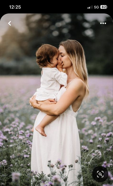 Flower Field Mommy And Me Photoshoot, Mommy And Me Flower Photoshoot, Family Photos Flower Field, 6 Month Old Family Photoshoot, Mommy And Me Pregnancy Shoot, Baby Flower Photoshoot, Mother Daughter Photoshoot Baby, Mama And Baby Photoshoot, Mommy And Me Boho Photoshoot