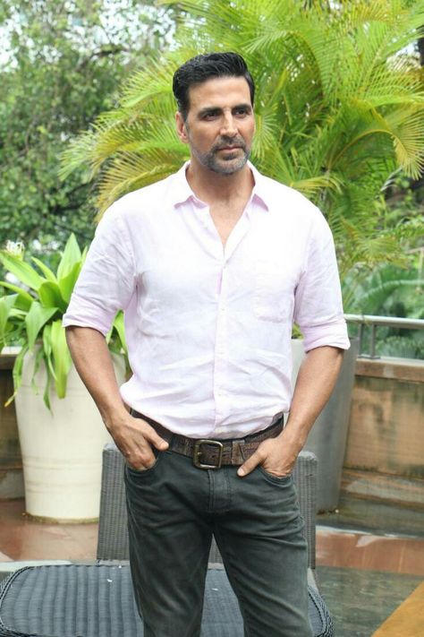 Dashing Akshay Kumar Akshay Kumar And Twinkle, Akshay Kumar Photoshoot, Akshay Kumar Style, Ajay Devgan, New Dp, Twinkle Khanna, Cray Cray, National Film Awards, Francisco Lachowski