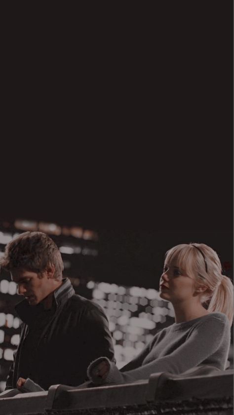 Peter And Gwen Aesthetic Wallpaper, Andrew And Gwen Wallpaper, Gwen And Peter Aesthetic, Spiderman And Gwen Wallpaper, Amazing Spiderman Wallpapers, The Amazing Spiderman Wallpapers, Peter And Gwen Wallpaper, Peter Y Gwen, Andrew Garfield Wallpaper