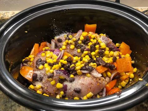 Jerk Chicken Crockpot, Crockpot Fiesta Chicken, Fiesta Chicken Crockpot, Jamaican Stew, Honey Teriyaki Chicken, Chicken With Spinach, Santa Fe Chicken, Chicken Crockpot Recipes Healthy, Jerk Chicken Recipe