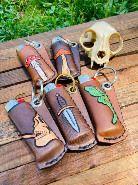 Bic Lighter Crafts Diy, Custom Lighters, Handmade Leather Work, Bic Lighter, Diy Leather Projects, Tooling Patterns, Leather Craft Projects, Leather Carving, Christmas Crafts For Gifts