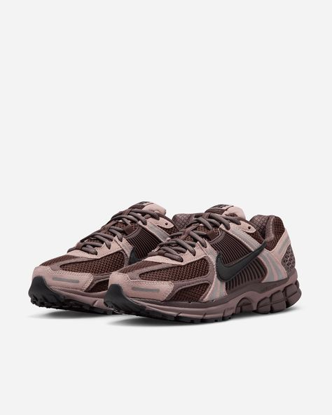 Nike Zoom Vomero 5 PLUM ECLIPSE/BLACK-PINK | FV1166-200 Nike Air Zoom Spiridon, 70s Converse, Nike Essentials, Nike Zoom Vomero 5, Nike X Travis Scott, Zoom Vomero 5, Vomero 5, Converse Run Star Hike, Converse Run