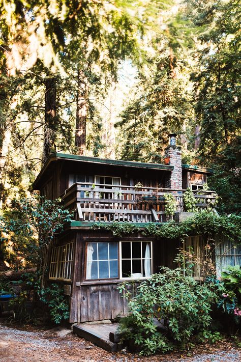 Deetjen's Big Sur Inn, Big Sur, CA. Big Sur Style Home, Big Sur Restaurant, Bixby Creek Bridge, Toronto Food, Toronto Travel, Big Sur California, California Real Estate, Travel Photographer, Pacific Ocean