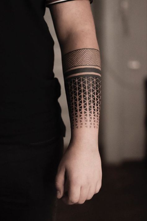 Geometric Tattoo Sleeve Designs, Tattoo Band, Geometric Sleeve Tattoo, Forearm Band Tattoos, Band Tattoo Designs, Armband Tattoo Design, Wrist Tattoos For Guys, Muster Tattoos, Geometry Tattoo