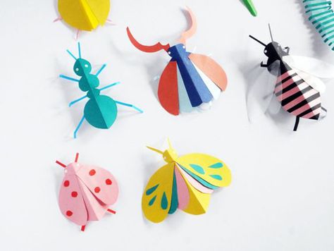 45 Easy And Creative DIY Paper Crafts Ideas For Kids | Home Design And Interior Paper Insects, Insect Crafts, Puppets Diy, Diy Planters, Hand Puppets, Paper Toys, Craft Activities, Paper Crafts Diy, Kids Crafts