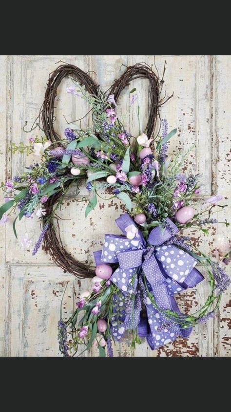 Bunny Head Wreath, Easter Bunny Wreath Diy, Easter Wreath Ideas, Easter Bunny Door Wreath, Bunny Door Wreath, Bunny Wreath Diy, Easter Porch Decor, Easter Deco Mesh Wreath, Fete Saint Patrick