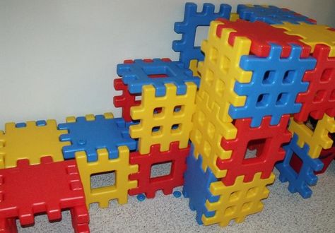 little tikes waffle blocks Fort Building, Childhood Memories 90s, Childhood Memories 2000, Nostalgia Aesthetic, Kids Memories, 90s Toys, 2000s Nostalgia, Nostalgic Toys, 90s Baby