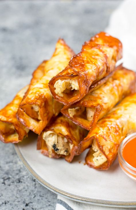 Buffalo Chicken Taquitos, Keto Buffalo Chicken, Soup Appetizers, Easy Crockpot Chicken, Chicken Taquitos, Keto Chocolate Chips, Carb Snacks, Keto Ideas, Recetas Keto