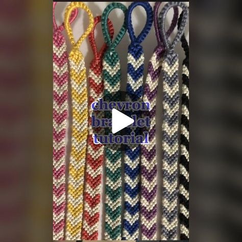 How To Make A Chevron Bracelet Step By Step, Bracelet Bresilien Chevron, Chevron Bracelet Color Ideas, Chevron Friendship Bracelets Tutorial, Chevron Bracelet Pattern, Chevron Bracelet Tutorial, Chevron Tutorial, Woven Bracelet Tutorial, Bracelet Chevron