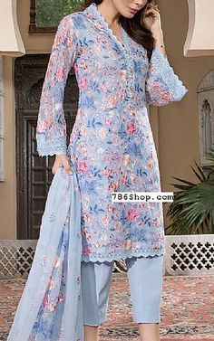 Pakistani Fashion Casual Kurta Designs Chiffon Dresses, Chiffon Kurti Design Style, Chiffon Kurti Design Casual, Women Neck Design, Pakistani Lace Kurtas, Chiffon Suits, Blue Color Dress, Chiffon Suit, Lace Suit