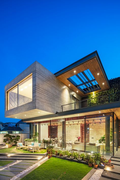 Cantilever House, Double Height Lobby, Design Vocabulary, Zero Energy Building, Colored Dining Chairs, Best Modern House Design, Zero Energy, Net Zero, Architecture Model House