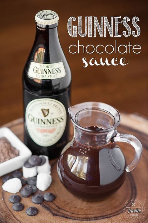 If you've never made your own homemade chocolate sauce, its super easy. This Guinness Chocolate Sauce tastes even better because its made with stout beer! Guinness Recipes, Homemade Chocolate Sauce, Ice Cream Sauce, Chocolate Sauce Recipes, Guinness Chocolate, Black Stuff, Cooking With Beer, Guinness Beer, Fudge Sauce