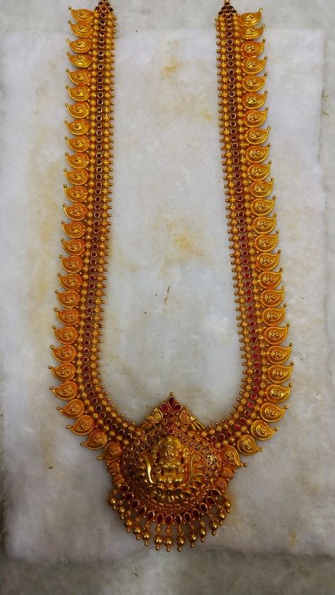 Manga Maalai Designs Gold, Manga Haram Gold, Mango Design Long Necklace Gold, Maanga Maalai Gold, Manga Malai Gold Jewellery Designs, Gold Long Haram Designs In 40 Grams, 40grams Gold Haram, Gold Haram Designs, Mango Haram