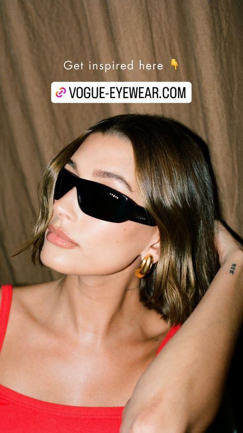 Hailey Bieber in her new collection for Vogue Eyewear. 😍🤍 Hailey Bieber Vogue, Outfit Coachella, Gigi Bella, Vogue Eyewear, Hailey Baldwin, Hailey Bieber, Gigi Hadid, Bella Hadid, Kendall Jenner