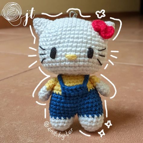 ig: knit.by.ter Hello Kitty Crochet Keychain, Hello Kitty Crochet, Crochet Keychain, Love Languages, Crochet Projects, Free Pattern, Hello Kitty, Kitty, Van