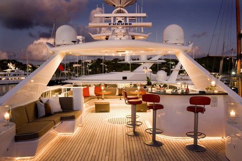 Lisa always "dated" Older girls. G!p Jenlisa ft Tiffany Young #fanfiction #Fanfiction #amreading #books #wattpad Luxury Yacht Interior, Luxury Private Jets, Yacht Party, Private Yacht, Yacht Interior, Yacht Life, Boats Luxury, Yacht Boat, Yacht Design