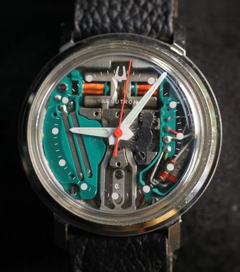 Accutron Spaceview, Unusual Watches, Nice Watches, Bulova Accutron, Unique Eyewear, First Generation, Watch Companies, Classic Watches, Skeleton Watch