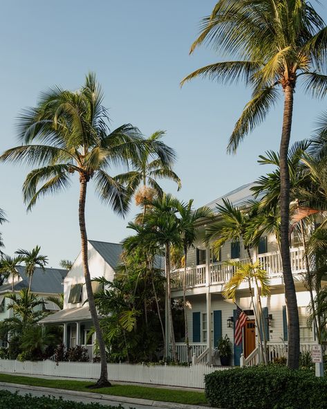 Some shots from our weekend in Key West 🌅 #KeyWest #KeyWestFlorida #KeyWestLife #KeyWestStyle #KeyWestVibes #KeyWestSunset #ExploreKeyWest #VisitKeyWest #IslandLife #TravelFlorida #FloridaKeys #ParadiseFound #IslandVibes #TravelPhotography #ExploreFlorida #TravelInspiration #OceanViews #BeachVibes #TropicalVibes #CoastalLiving#HiddenGems #IGersFlorida #TravelGoals #TropicalParadise #VacationMode #sonyalphafemale Key West Sunset, Key West Style, Paradise Found, Key West Florida, Island Vibes, Vacation Mode, Florida Travel, Florida Keys, Tropical Vibes