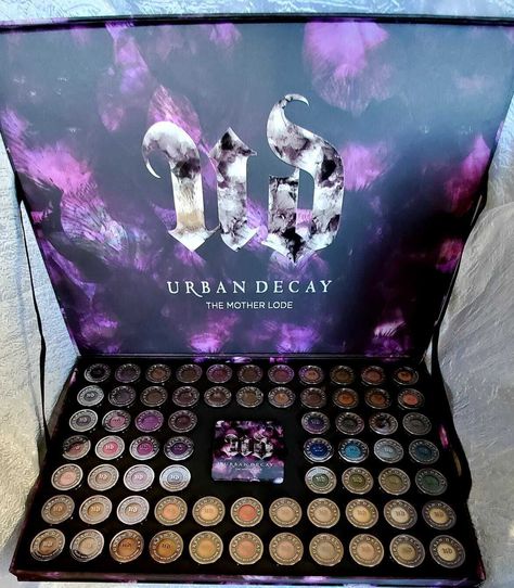 Urban Decay The Motherlode Vault NIB eyeshadow UD 68 pcs all colors shadow set Makeup Graphics, Russian Clothes, Makeup Palette Collection, Makeup Eyeshadow Palette, Makeup Package, Magical Makeup, Makeup Is Life, Goth Makeup, Urban Decay Makeup