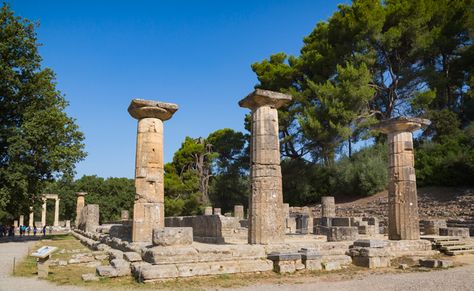 The Heraion dates to about 600 B.C. and was likely the first monumental building in Olympia, one of the most important religious centers in Greece. Ancient Japanese Architecture, Olympia Greece, Ancient Greek Theatre, Ancient Olympia, Religious Architecture, Historical Monuments, Art Courses, Ancient Temples, Ancient Architecture