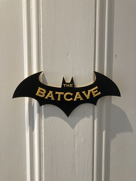 3D Printed Batman Logo “THE BATCAVE” 3D Text For Boys Room Wall Or Door Decor  | eBay Batman Diy Decorations, Batman House Decor, Bat Room Decor, Dc Room Decor, Batman Bedroom Ideas, Batman Room Ideas, Batcave Room, Batman Gift Ideas, Batman Decorations