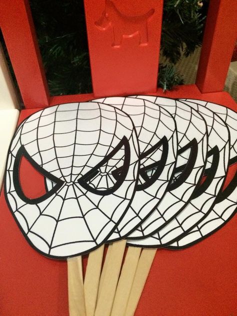 Spider Man Party Activities, How To Make A Spiderman Mask, Spiderman Crafts For Preschool, Spiderman Party Activities, Spider Man Activities, Spiderman Arts And Crafts, Spider Man Birthday Activities, Spiderman Birthday Activities, Spiderman Birthday Party Activities