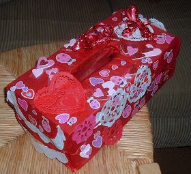 Shoe Box Ideas, Homemade Valentine Boxes, Valentines Card Holder, Valentine Boxes For School, Valentine Card Box, Valentines Box, Valentine Mailbox, Valentine Day Boxes, Valentine Projects