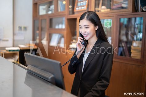 Modern Luxury Reception, Hotel Receptionist, Luxury Reception, Hotel Worker, Telephone Call, Sydney Airport, Reception Counter, Reception Desk, Modern Luxury