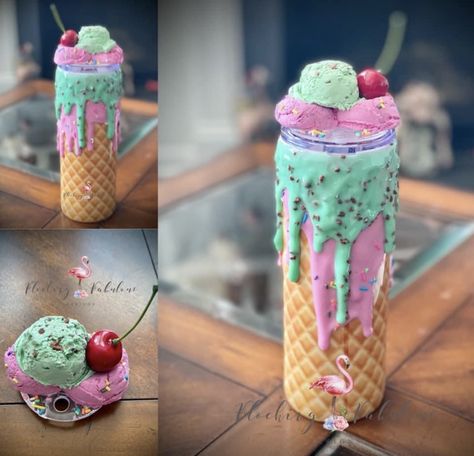 Candy Tumbler Ideas, 3d Epoxy Tumblers, Exopy Tumblers, Tumbler Topper Ideas, Personalized Cups Diy, 3d Tumblers, Tumbler Toppers, Tumbler Cups Personalized, Globe Crafts