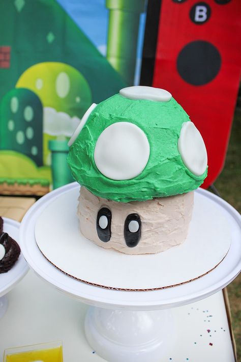 Super Mario Toad Birthday Cake - Just Add Confetti Toad Birthday Cake, Super Mario Birthday Cake, Super Mario Toad, Diy Nintendo, Mario Toad, Super Mario Brothers Party, Mario Birthday Cake, Birthday Cake Tutorial, Mushroom Cake