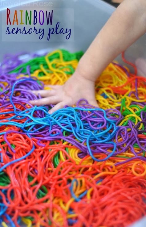 How to make rainbow dyed noodles for beautiful sensory play {Fun for St. Patrick's Day} Rainbow Spaghetti, Rainbow Sensory, Sensory Activity, Toddler Sensory, Sensory Table, Kids Sensory, Rainbow Theme, Sensory Bin, Text Overlay