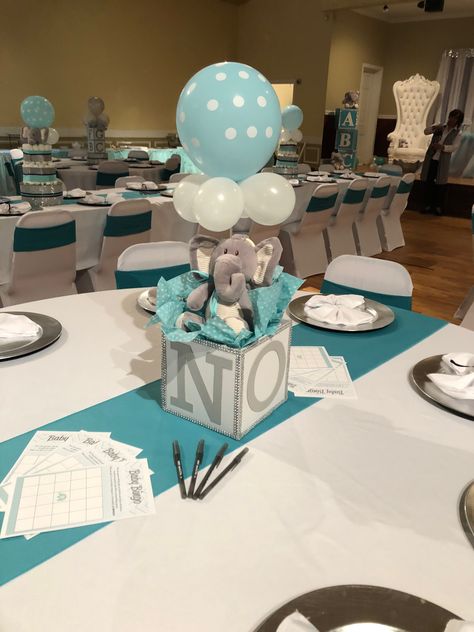 Elephant baby shower Elephant Baby Shower Centerpieces, Elephant Centerpieces, Boy Baby Shower Centerpieces, Elephant Baby Shower Decorations, Elephant Baby Shower Boy, Baby Shower Table Decorations, Elephant Baby Shower Theme, Diy Bebe, Baby Shower Decorations For Boys