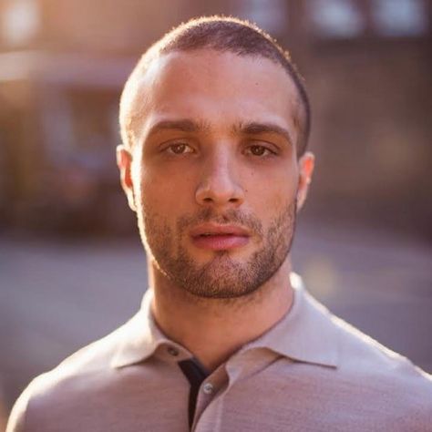 https://www.lupros.com/cosmo-jarvis-age-net-worth-girlfriend-family-biography-thewikifeed/ https://www.lupros.com/cosmo-jarvis-age-net-worth-girlfriend-family-biography-thewikifeed/ Cosmo Jarvis, Basic Facts, I Wish I Had, Famous Celebrities, Life Stories, Jane Austen, People Around The World, Meeting People, Net Worth