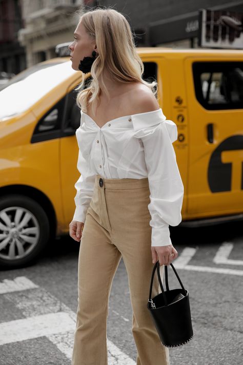 Jane Porter, Pinterest Trends, White Woman, Formal Suit, Free Fashion, White Shirts Women, Pinterest Closet, Winter Trends, Mode Inspo