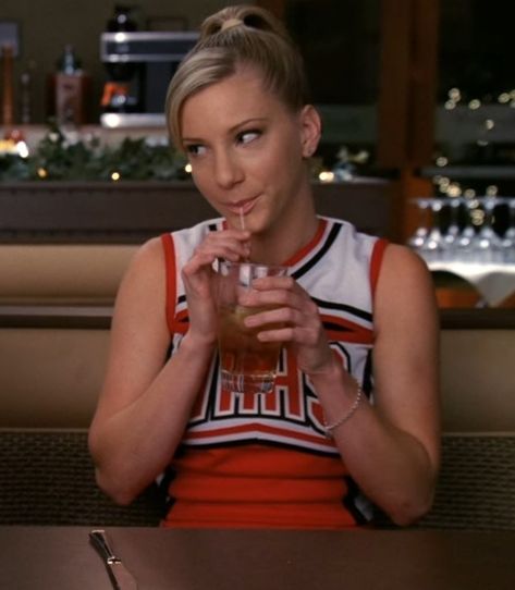 Glee Brittany, Brittany Pierce, Brittany S Pierce, Glee Santana And Brittany, Brittany And Santana, Glee Fashion, Heather Morris, Quinn Fabray, Ra Ideas