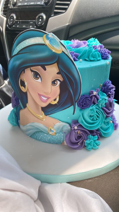 Jasmin Princess, Jasmine Birthday Cake, Princess Jasmine Cake, Jasmine Cake, Jasmine Birthday, Disney Princess Cake, Moana Birthday, Creative Birthday Cakes, Illustration Art Girl