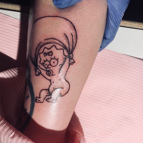 Maggie Simpson Tattoo, Maggie Tattoo, Simpson Tattoo, The Simpsons Family, Simpsons Tattoo, Maggie Simpson, Marge Simpson, Leg Tattoo, The Simpsons