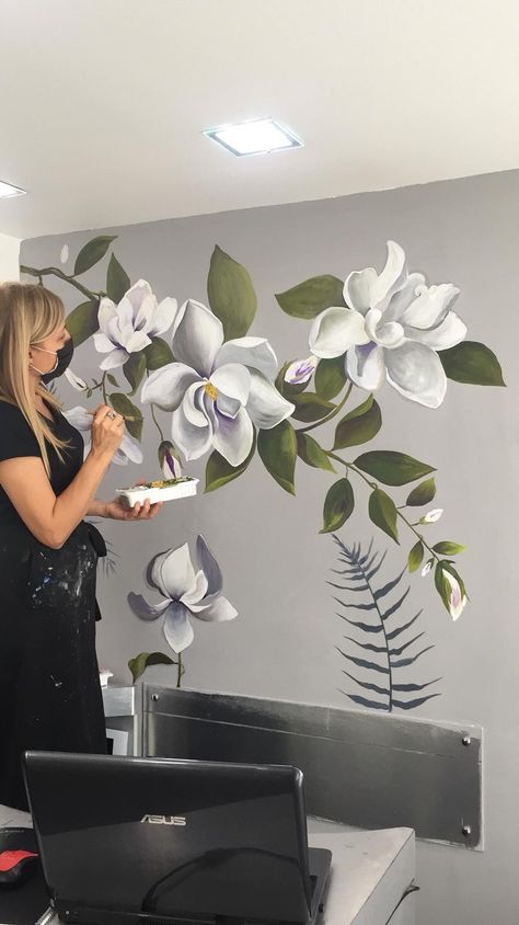 by Mai Hatti (Hatice Türkergin) Mural .Magnolia Magnolia Mural, Flower Wall Painting, How To Start Painting, Amazing Wall Art, Glass Painting Patterns, Creative Wall Painting, Garden Mural, Wall Painting Techniques, Flower Mural