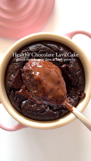 Selma | easy gluten free recipes on Instagram: "Healthy Chocolate Lava Cake😍 It’s gluten-free, lactose-free & high-protein! It contains about 18 grams of protein! This cake is a yummy dessert or snack idea and you could even make it for breakfast!😋 The recipe is super quick and easy to make! You can also cook it in the microwave if you are in a rush. Recipe is in my latest Youtube video, link in bio!💛 • • • #lavacake #healthycake #healthytreat #healthytreats #glutenfreerecipes #highprotein #h High Protein Lava Cake, Best Chocolate Lava Cake Recipe, Microwave Lava Cake, Chocolate Cake Mix Desserts, Lava Cake Recipe Easy, Molten Lava Cakes Recipe, Chocolate Cake Mix Recipes, Easy Gluten Free Recipes, Lava Cake Recipe