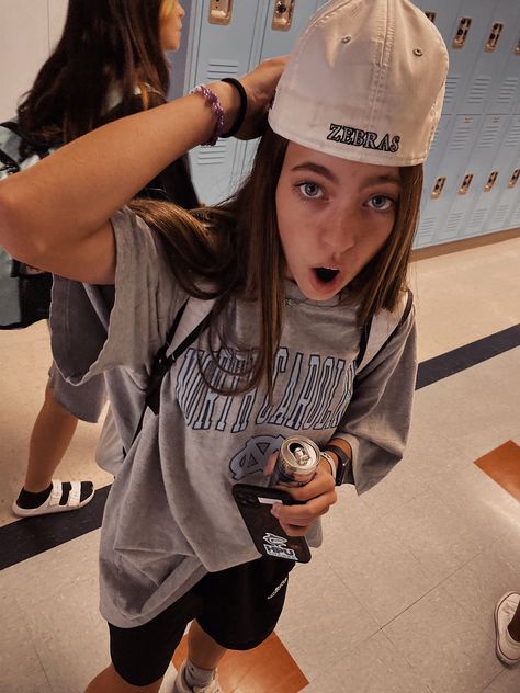 Cute Adam Sandler Outfits Spirit Week, Spirit Day Ideas Outfits, Adam Sandler Outfits Spirit Week, Outfit With Slippers, Adam Sandler Day, Adam Sandler Outfits, Adam Sanders, Spirit Day Ideas, Spirit Days