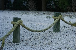 How to Build a Seaside Rope Fence | eHow Coastal Landscaping Ideas, Nautical Landscaping, Deck Gates, Beach Landscaping, Nautical Garden, Beach Magic, Rope Fence, Coastal Ideas, Coastal Landscaping