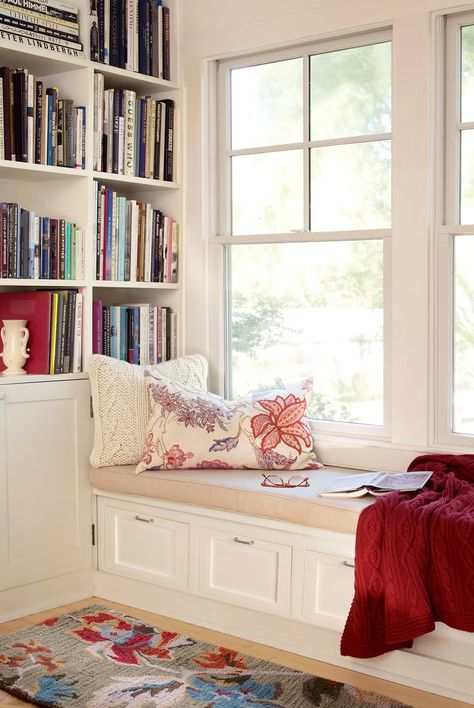 reading nook ideas Diy Reading Nook Bench, Reading Window Seat, Reading Nook Bench, Reading Window, Diy Reading Nook, Reading Nook Window Seat, Reading Nook Window, Plush Living Room, Reading Nook Ideas