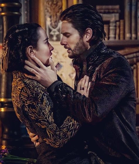 Jessie Mei Li as Alina Starkov and Ben Barnes as General Kirigan. Shadow & Bone - Grishaverse Shadow And Bone Darkling And Alina, General Kirigan, Jessie Mei Li, Shadow Bone, Vampire Look, Crow Books, Alina Starkov, Bones Tv Show, M Shadows