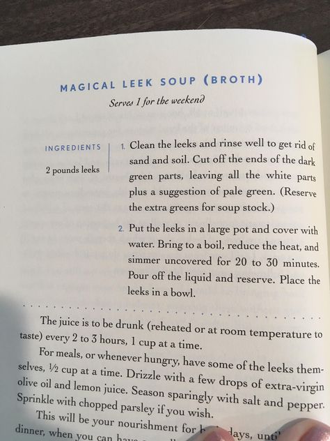 French Leek Soup Diet, French Women Don't Get Fat Rules, French Women Don't Get Fat Recipes, Leek Soup French Women, French Women Dont Get Fat Recipes, Mireille Guiliano, French Diet, Women Eating, Longevity Recipes