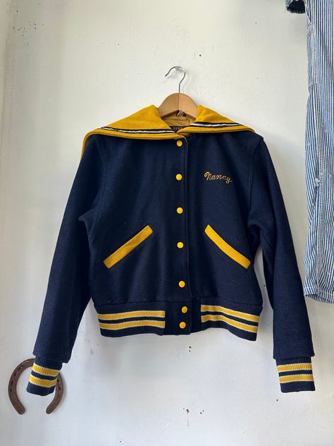 Basketball Embroidery, Dodgers Jacket, Varsity Letterman Jackets, Camo Shirts, Chore Coat, Letterman Jacket, Absolutely Fabulous, Knit Cuff, Navy White