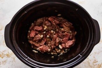 Slow Cooker Guinness Beef Stew, Noodles Video, Slow Cooker Beef Curry, Easy Suppers, Guinness Beef Stew, Crockpot Steak, Slow Cooker Recipes Beef, Beef Curry, Slow Cooker Beef Stew