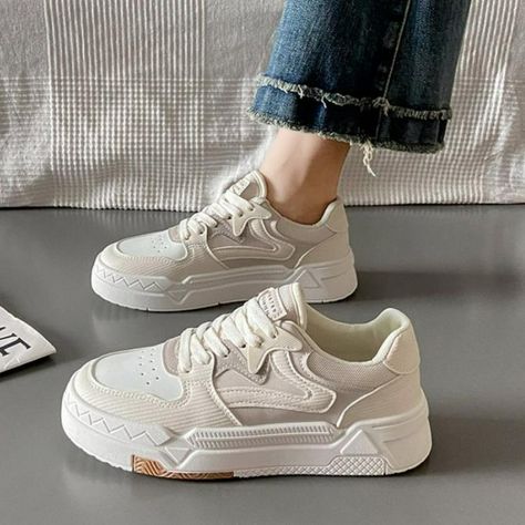 Brand Leather Women's Sneakers White Platform Woman Sports Sneakers Female Vulcanized Shoes Sneakers White Sport Shoes, Sewing Details, Basket Sport, Wedding Sneakers, Meeting Friends, White Platform, White Sneakers Women, Sneakers Mode, Sports Sneakers