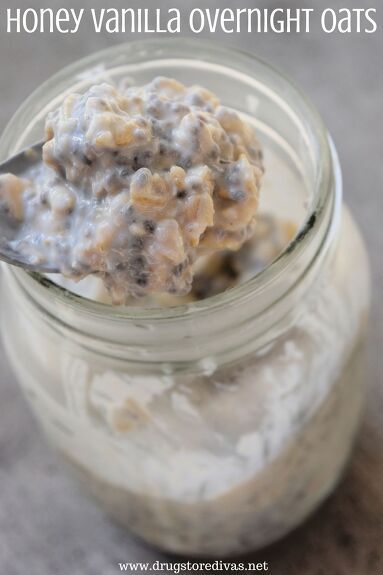 Overnight Oats Honey, Vanilla Overnight Oats, Popular Breakfast Recipes, Strawberry Overnight Oats, Vanilla Honey, Lent Recipes, Honey Yogurt, Oats And Honey, Oats Recipe